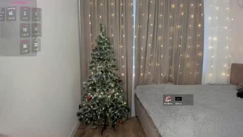 viviannayt online show from 12.15.25