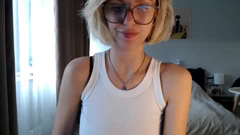 VI       online show from 05.18.26
