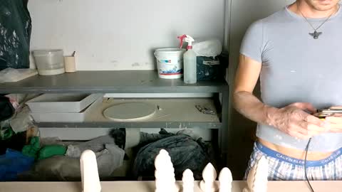 Viv online show from 09.19.25