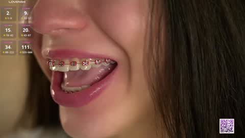 Nelly and Mari online show from 11.07.25