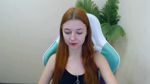 Vivien online show from 01.17.25