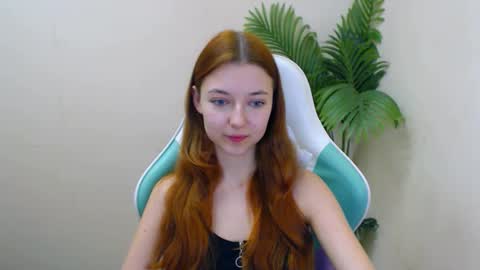 Vivien online show from 01.24.25