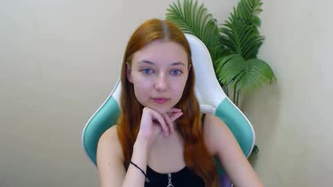 Vivien online show from 03.05.25