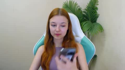 Vivien online show from 03.10.25