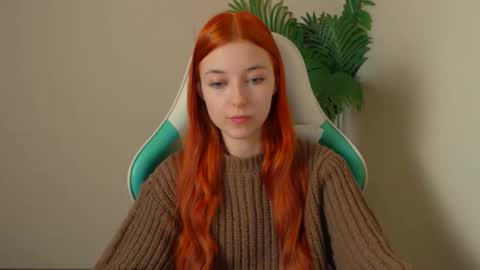 Snapshot of vivien_leight chatting on 02.12.26 Vivien online show from 02.12.26