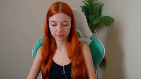 Snapshot of vivien_leight chatting on 03.02.26 Vivien online show from 03.02.26