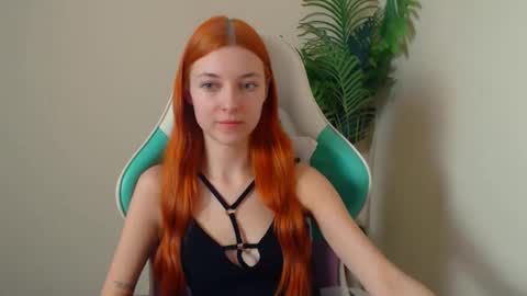 Snapshot of vivien_leight chatting on 03.04.26 Vivien online show from 03.04.26