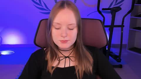 Vivien online show from 12.14.24