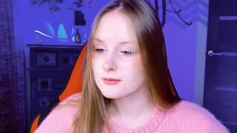 Vivien online show from 10.06.25