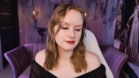 Snapshot of vivienleeigh chatting on 05.31.26 Vivien online show from 05.31.26