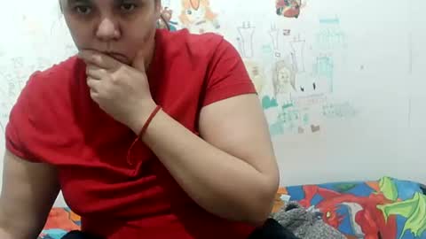 Snapshot of vixenbya chatting on 12.19.25 vixenbya online show from 12.19.25