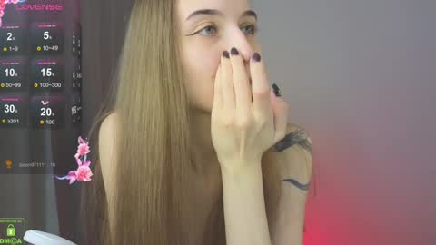 Snapshot of vlad1zy chatting on 01.15.25 Vlada online show from 01.15.25