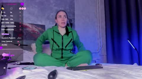 Vlada kim online show from 12.22.25