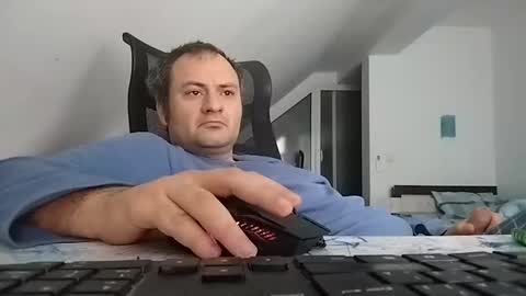 vladuhuh online show from 02.04.25