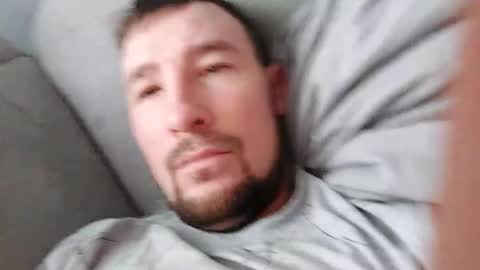 Snapshot of vladumyr chatting on 11.23.25 vladumyr online show from 11.23.25