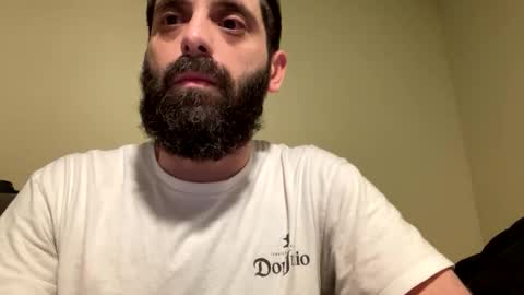 Snapshot of vnast010 chatting on 12.03.25 vnast010 online show from 12.03.25