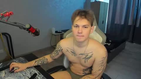 Snapshot of vova_belkin_ chatting on 10.01.25 vova online show from 10.01.25