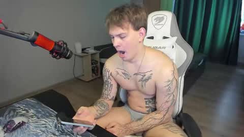 Snapshot of vova_belkin_ chatting on 10.25.25 vova online show from 10.25.25