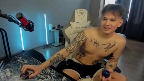 Snapshot of vova_belkin_ chatting on 03.18.26 vova online show from 03.18.26