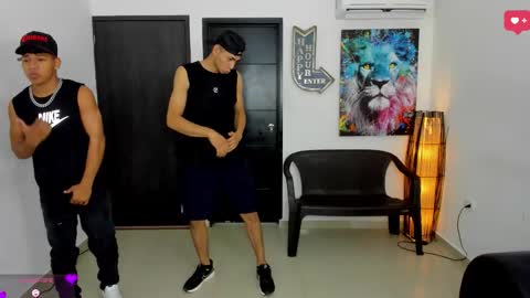 voyeurism_guys online show from 11.25.25