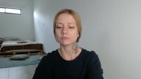 Victoria online show from 12.02.25