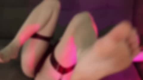 Snapshot of w1xll chatting on 11.30.25 Nana online show from 11.30.25