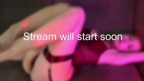 Snapshot of w1xll chatting on 12.05.25 Nana online show from 12.05.25