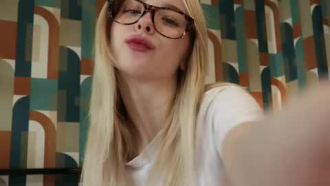 Nana online show from 06.05.26