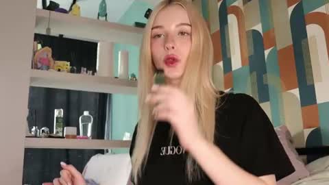 Nana online show from 06.26.26