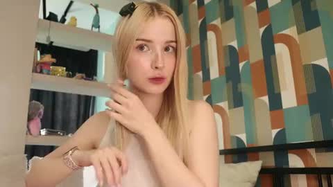 Nana online show from 07.12.26