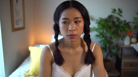 Jen online show from 09.10.25