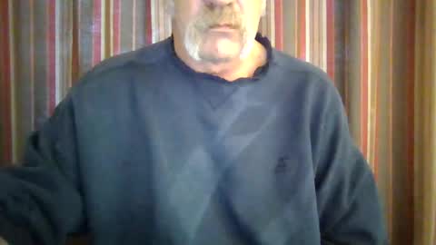 Snapshot of wahassa chatting on 10.30.25 wahassa online show from 10.30.25