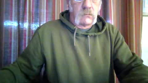 Snapshot of wahassa chatting on 11.17.25 wahassa online show from 11.17.25