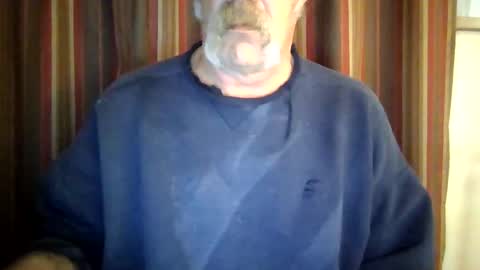 Snapshot of wahassa chatting on 11.28.25 wahassa online show from 11.28.25