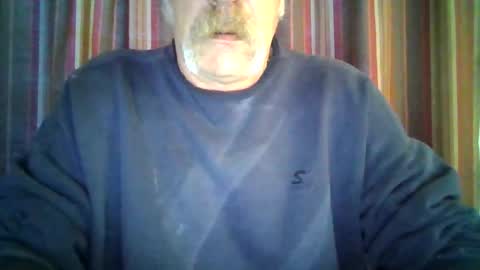 Snapshot of wahassa chatting on 12.14.25 wahassa online show from 12.14.25