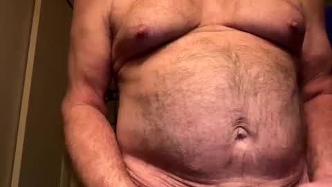 Snapshot of wahassa chatting on 12.18.25 wahassa online show from 12.18.25