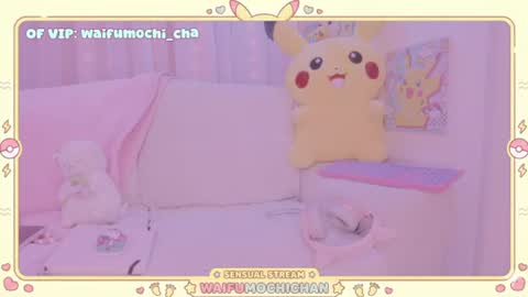 Snapshot of waifumochi_chan chatting on 06.27.26 online show from 06.27.26