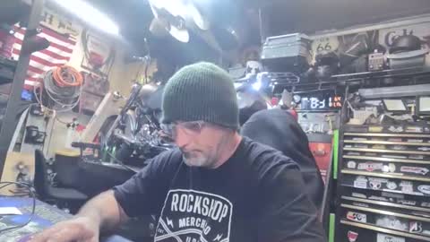 Snapshot of wakesblowinclouds chatting on 11.20.25 wakesblowinclouds online show from 11.20.25