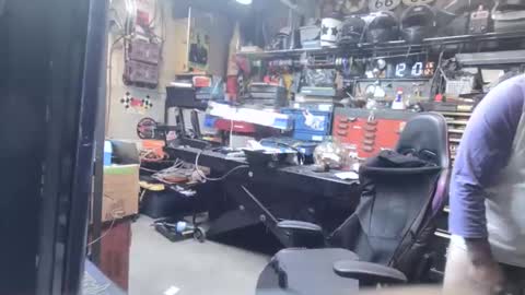 Snapshot of wakesblowinclouds chatting on 11.24.25 wakesblowinclouds online show from 11.24.25