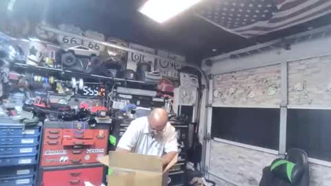 Snapshot of wakesblowinclouds chatting on 12.05.25 wakesblowinclouds online show from 12.05.25