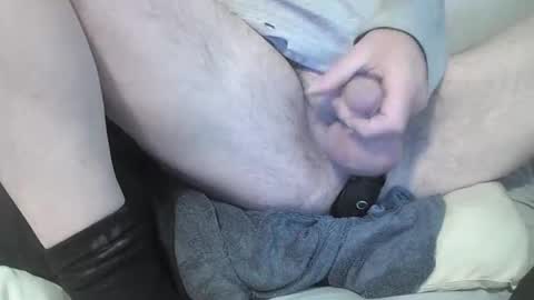 Snapshot of walksindarkness chatting on 09.30.25 walksindarkness online show from 09.30.25