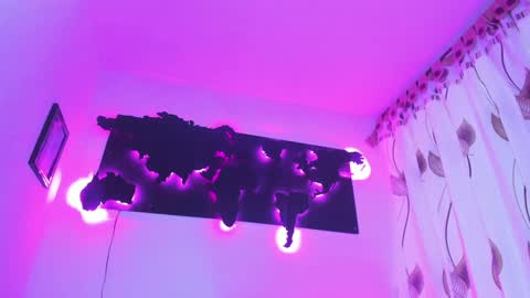 Snapshot of wanda_liones chatting on 01.17.25 Wanda online show from 01.17.25