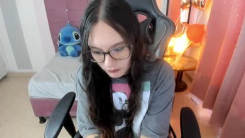 Snapshot of wanda_sg chatting on 06.09.26 Alexandra online show from 06.09.26