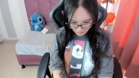 Snapshot of wanda_sg chatting on 06.15.26 Alexandra online show from 06.15.26