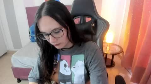 Alexandra online show from 07.04.26