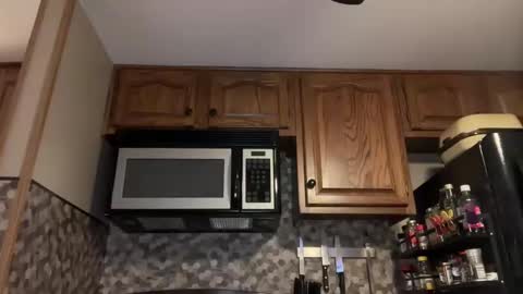 Snapshot of wanderlustjade chatting on 12.05.24 Jade  Adonis online show from 12.05.24