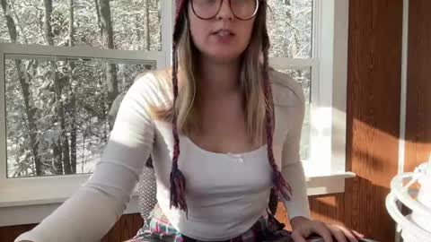 Snapshot of wanderlustjade chatting on 01.11.25 Jade  Adonis online show from 01.11.25