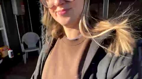 Snapshot of wanderlustjade chatting on 01.13.25 Jade  Adonis online show from 01.13.25