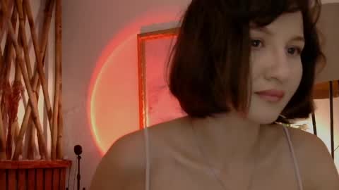 Snapshot of wanderwhitch chatting on 05.07.26 Miya online show from 05.07.26