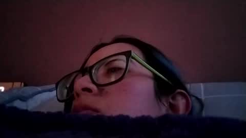 Snapshot of waningrosee chatting on 12.11.24 Waningrose Lu online show from 12.11.24